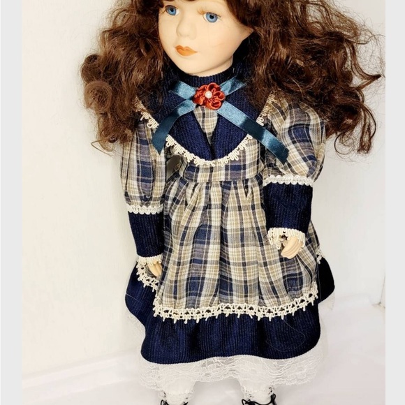 Monica possessed doll - Picture 7 of 8